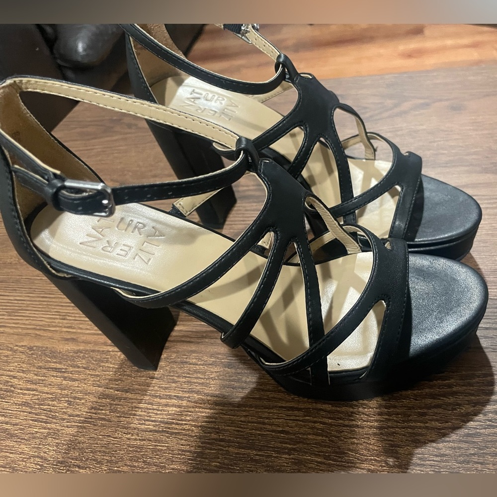 Black Naturalizer Neona Platform Sandals